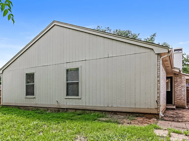 910 Blue Jay Dr — Photo 16