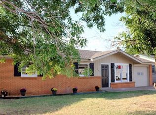 1621 68th St, Lubbock, TX 79412