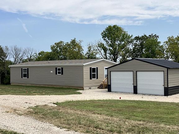 2nd image of 230 Jenna Lee Dr