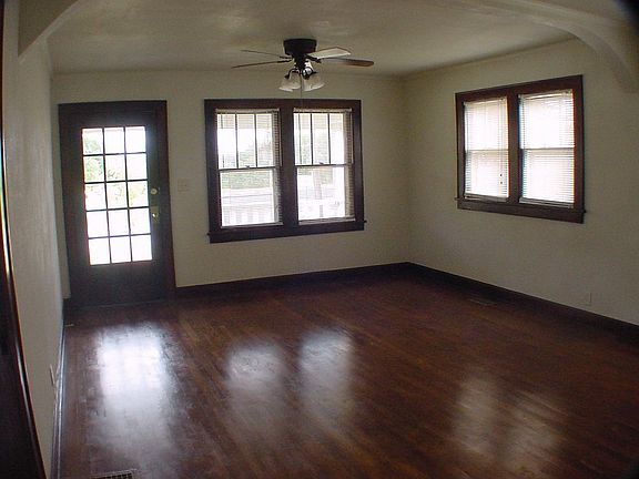 2nd image of 5008 N Brighton Ave