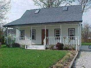 320 W Main St, Oak Harbor, OH 43449