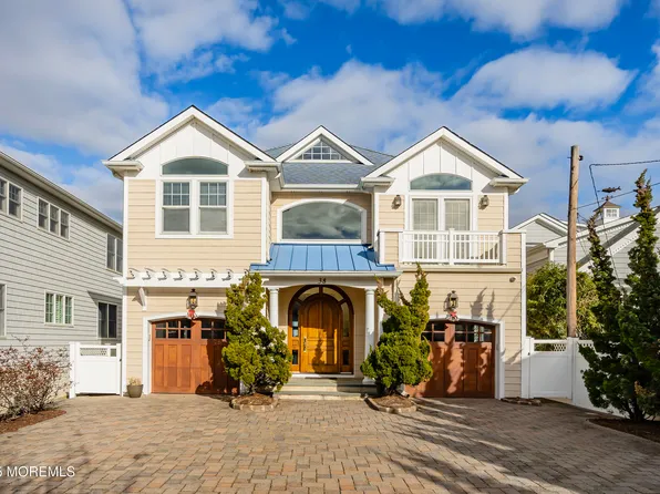38 Ocean Ave, Manasquan, NJ 08736