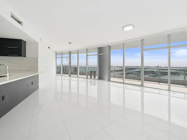 900 Biscayne Blvd #4006 — Photo 2