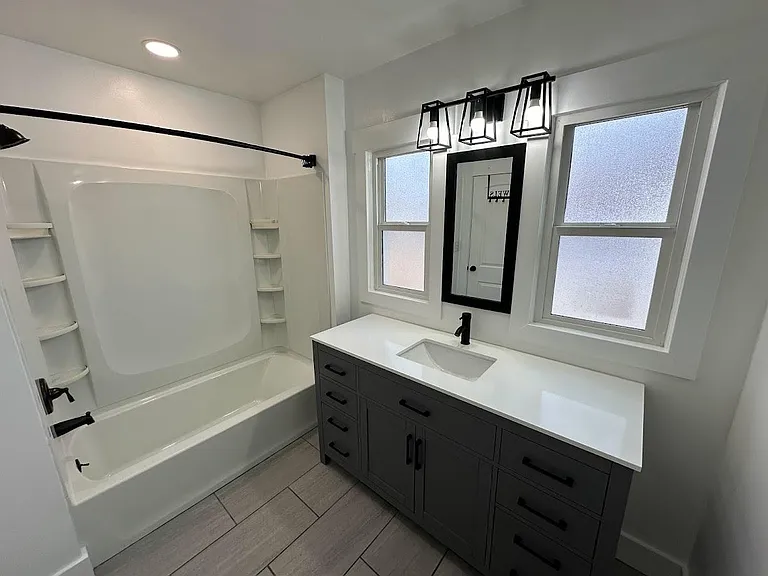 526 N 200 W #1 — Photo 11