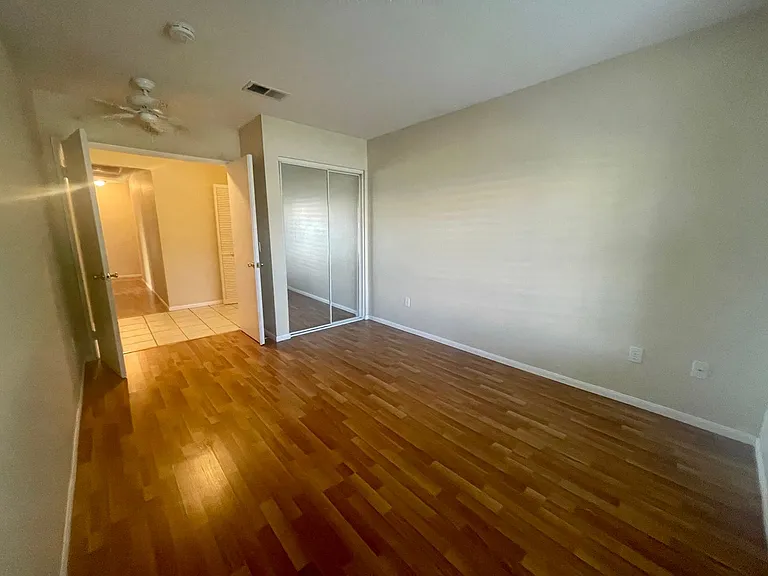 79220 Laurie Ct — Photo 12
