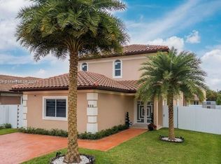 808 SW 5th St, Florida City, FL 33034