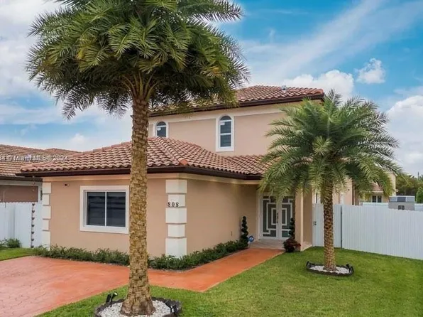 808 SW 5th St, Florida City, FL 33034