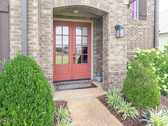 3rd image of 7834 Wisteria Dr