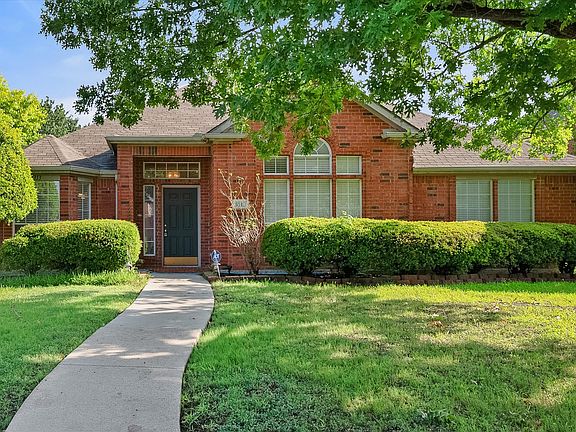 2nd image of 3313 Ocala Ct