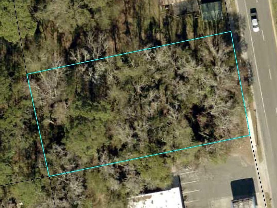 1st image of 604 Bedell Ave