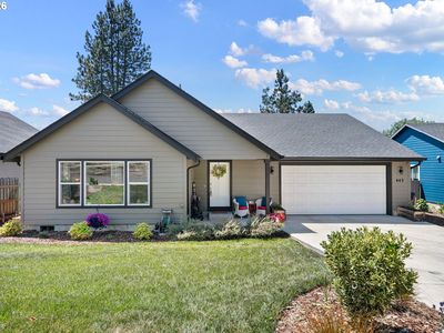 443 Hyland Ln, Lowell, OR, 97452