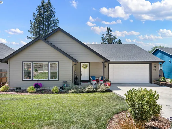 443 Hyland Ln, Lowell, OR 97452
