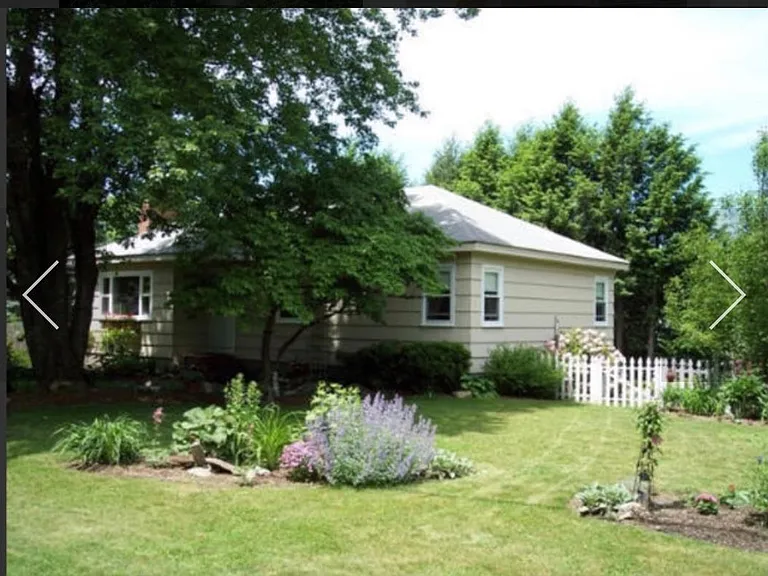 Armstrong Dr — Photo 10