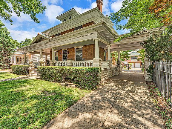 3rd image of 1414 N Benton Avenue