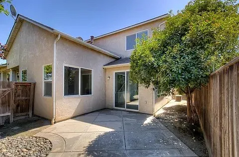 1892 N Mont Blanc Ln — Photo 5