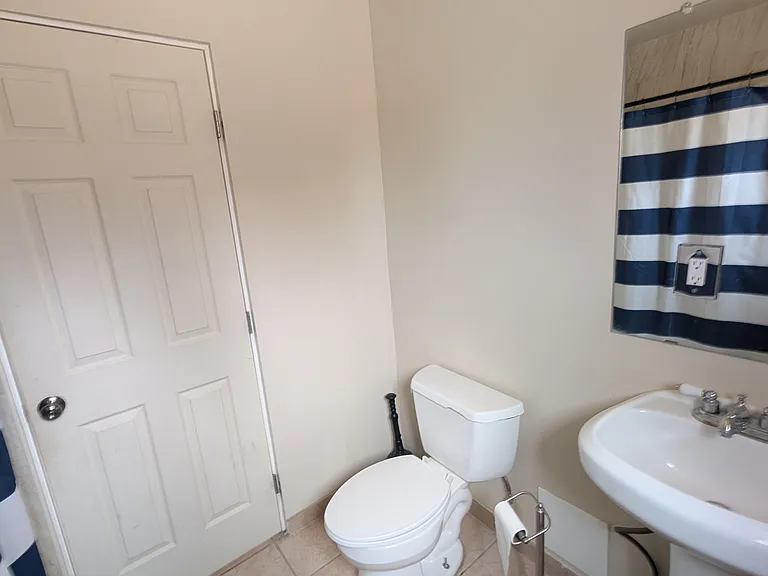 4150 Blue Spruce Dr — Photo 4