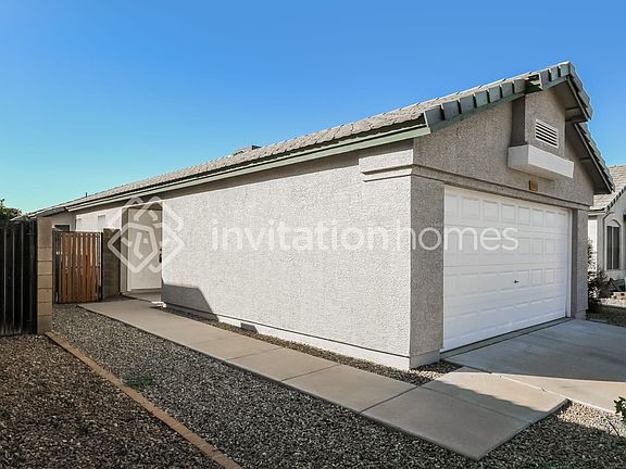 2nd image of 3061 W Salter Dr