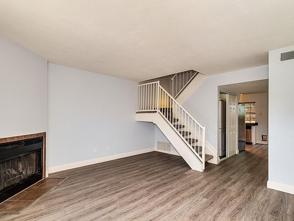 3rd image of 4901 E Kelton Ln Unit 1047