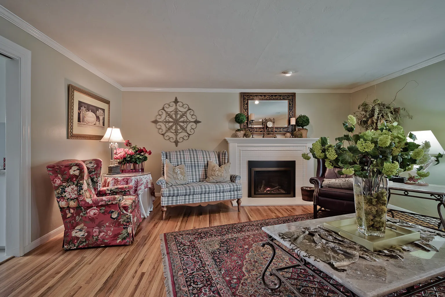 1124 Columbia Way photo 1