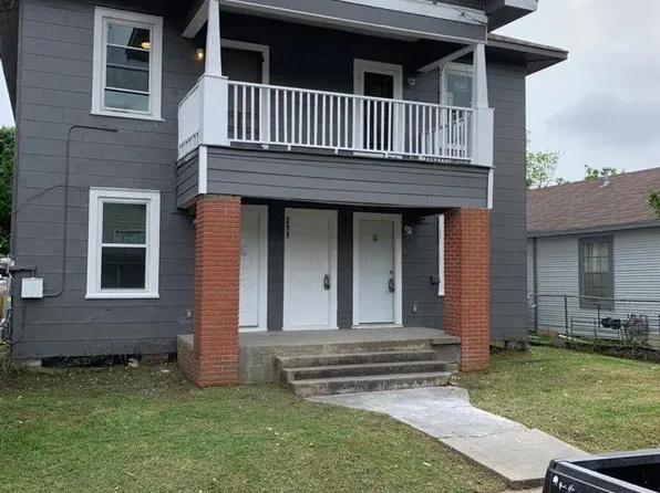 211 E Sterling St APT 4, Baytown, TX 77520