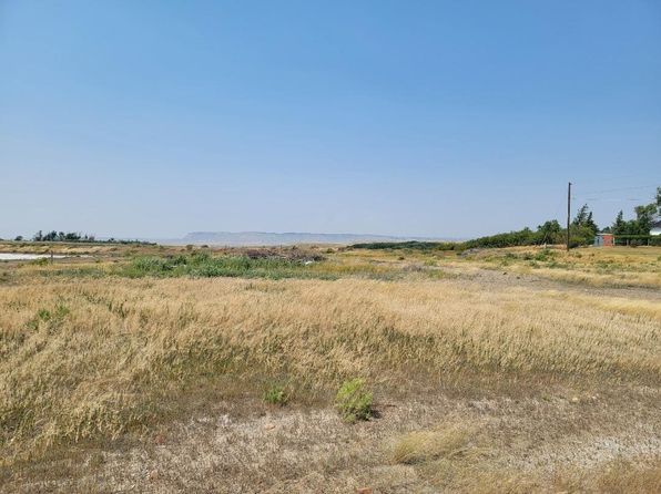 5 1st St NW, Kevin, MT 59454