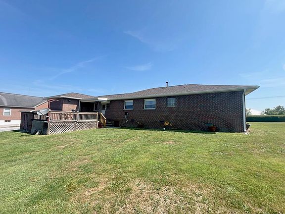 2nd image of 336 S Eisenhower Dr