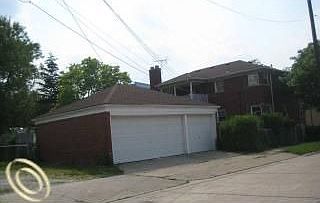 2nd image of 1703 Howard St