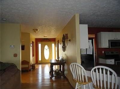 2nd image of 406 Mahoganywood Dr