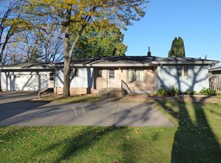 17451 Riverwood Dr, Little Falls, MN 56345