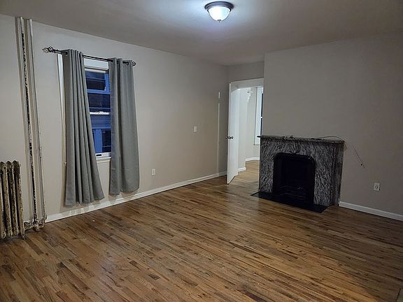 3rd image of 447 Hillside Ave