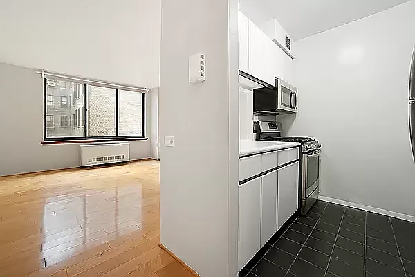 250 W 89th St #11A — Photo 1