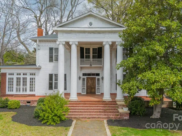 8425 E Franklin St, Mount Pleasant, NC 28124
