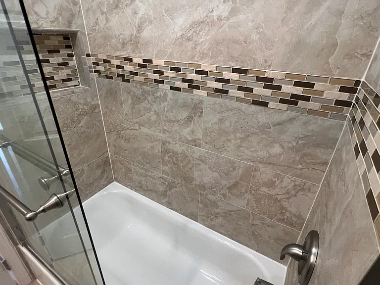 4307 Whitsett Ave #204 — Photo 45