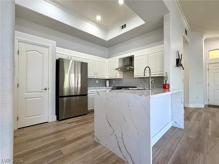 3574 Desert Cliff St #201 — Photo 9
