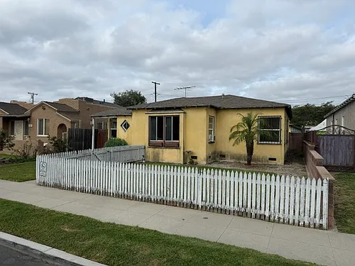 5589 Cerritos Ave Photo 1