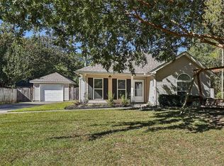 2098 Dupre St, Mandeville, LA 70448