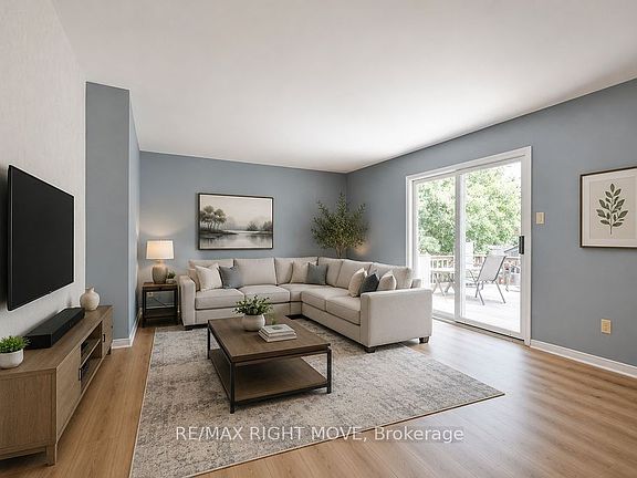 5th image of 3263 Shoreview Dr