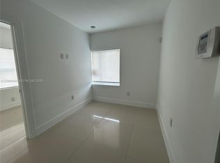 1890 NW 35th St APT 7, Miami, FL 33142