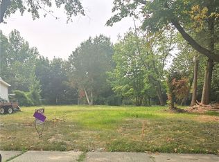 1474 Maplegrove Rd, South Euclid, OH 44121
