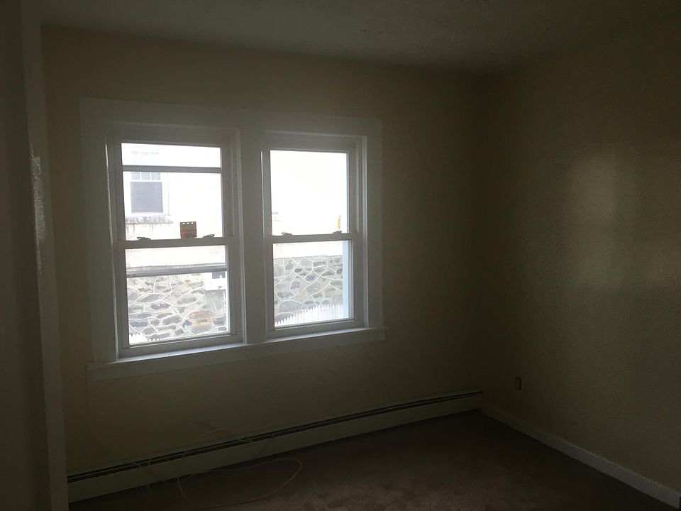 2nd image of 50 Rochelle Ter Floor 3