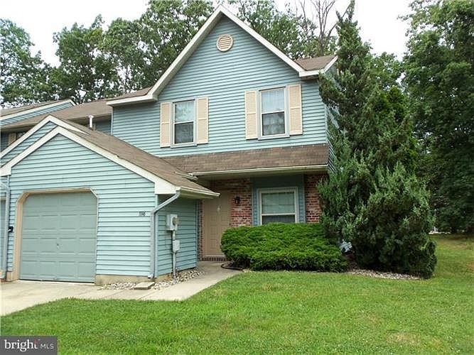 1st image of 1027 Baywood Dr