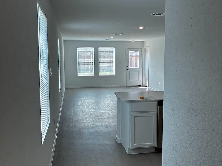 409 Moscato Rd — Photo 21