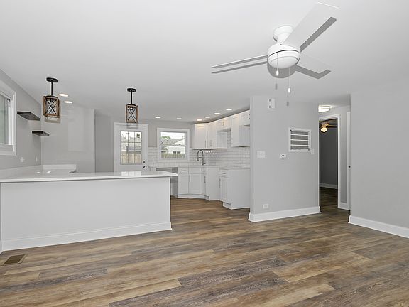 3rd image of 8757 S Beck Pl #8757