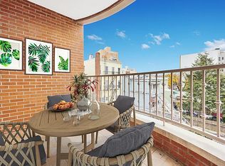 27-17 Crescent St #3-B, Astoria, NY 11102