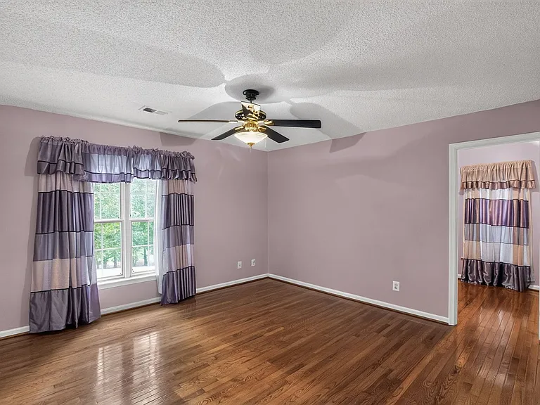 16801 Old Field Ln — Photo 7