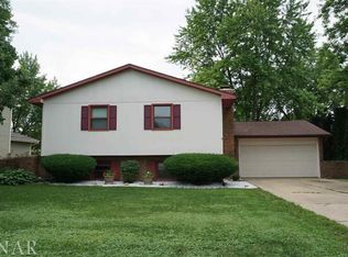 1315 Hanson Dr, Normal, IL 61761