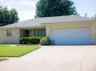 2708 Meadow Ln, Ponca City, OK 74604