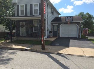 728 Maple St, Waynesboro, PA 17268