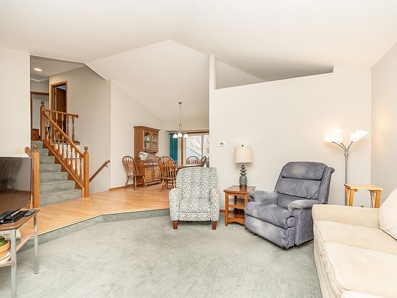 5th image of 1817 Ruby Cir