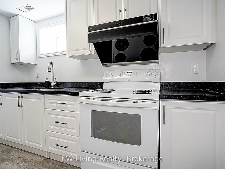 78 Roywood Dr #BASEMENT BACK — Photo 13